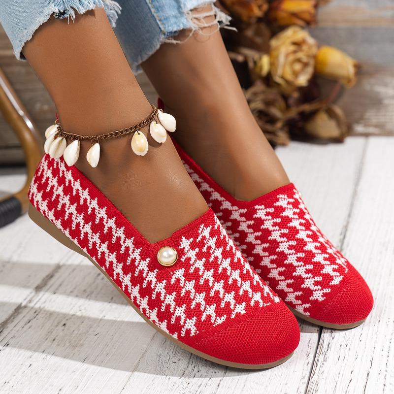 Women’s Round Toe Loafers Pearl Embellished Slip-On Breathable Casual Flats