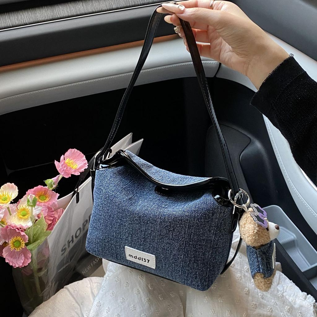 Fashion denim small bag women's 2025 new casual commuter shoulder bag high-end simple underarm messenger bag