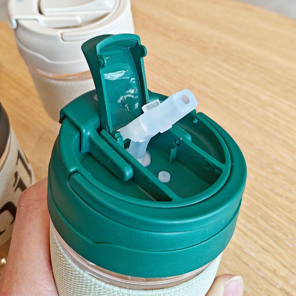 Stylish Double-Walled Anti-Scald Plastic Coffee Cup with Straw and Handle