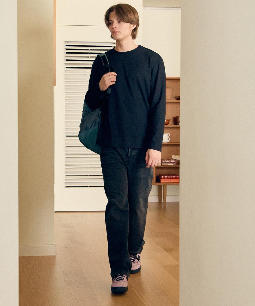 BASIC HOUSE Knit-Like Round Neck Long Sleeve T-Shirt Black Lzts6105