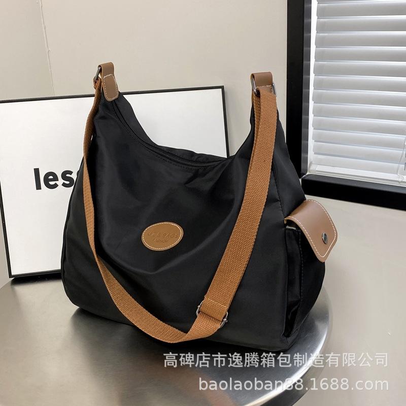 Nylon cloth bag women's large capacity 2025 new versatile messenger bag cloth bag premium tote bag