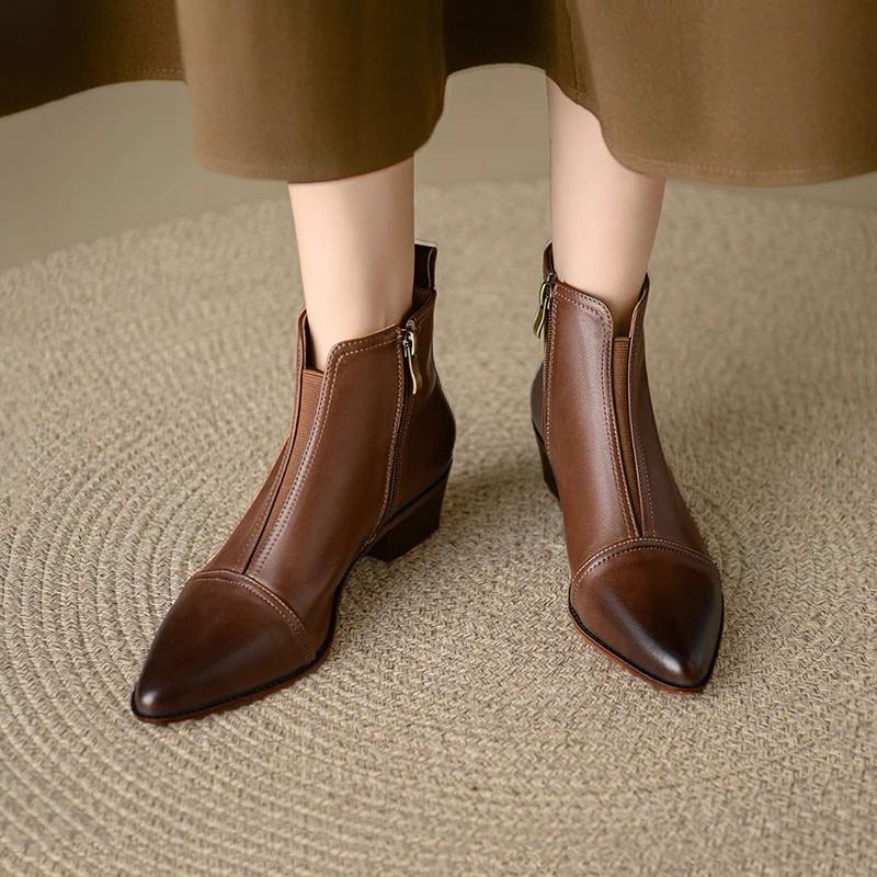 

Мода 2024 Новые осенние женские ботинки Обувь из натуральной кожи для женщин Ботильоны с острым носком Черные современные ботинки Женская кожаная обувь 38 коричневый