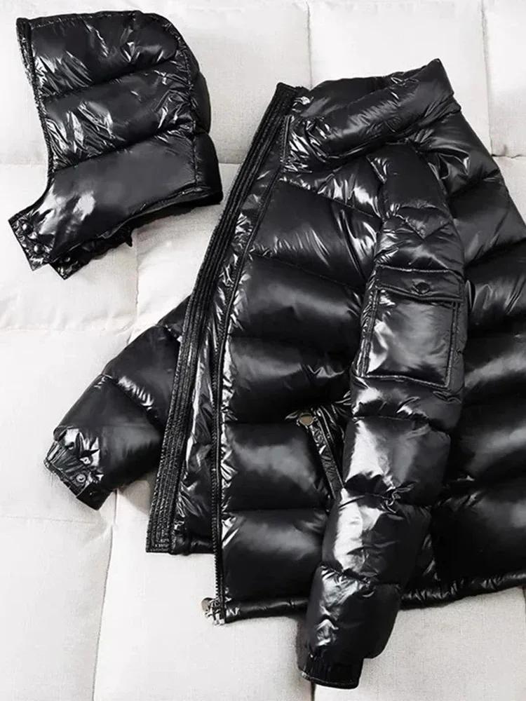 Brand White Duck Down Coats Man Winter Fashion Solid Zipper Outwears Thicken Down Jacket Men Casual Hood Shiny Warm Loose Parkas
