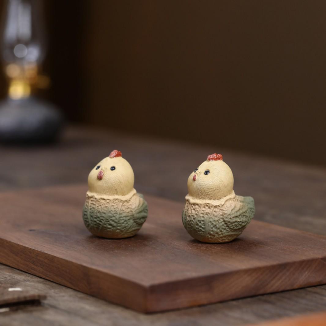 

Zisha Tea Pet Little Bird & Cabbage Chicken Sculpture - Handmade Tea Ceremony Accessory CC350006