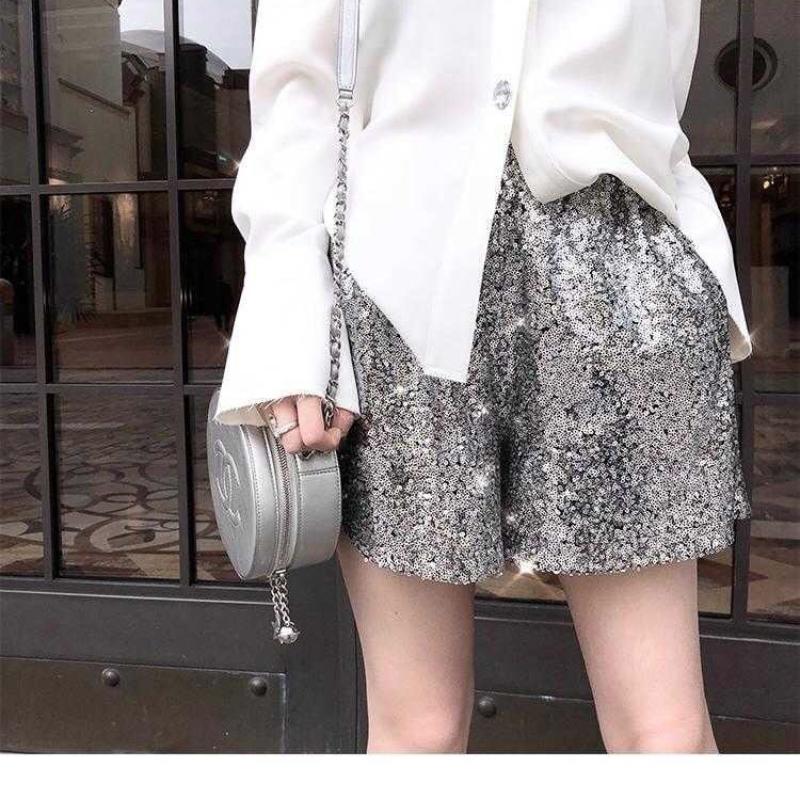 Fritidsshorts for kvinner Sommermote Y2K paljettdesign Høy midje Slank Løs Enkel A-linje shorts med brede ben Koreansk gatetrend