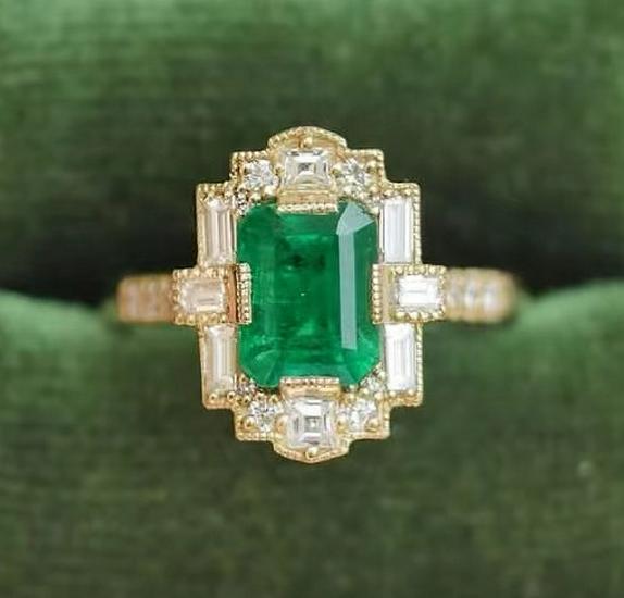 

San Jie Women s Retro Luxury Square Diamond Ring Size 9 зелёный