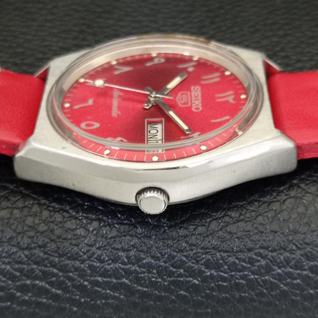 Seiko 5 AUTOMATIC 6309A JAPAN MENS VINTAGE ARABIC RED COLOR DIAL WATCH A701587-5 R206b-a701587