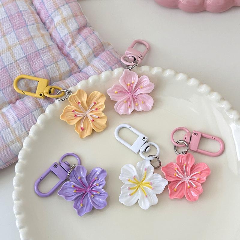 1PC Colorful Romantic Accessory Delicate Flower Sweet Keychain Giftable Backpack Stylish Cherry Blossom Cute 5.5x3cm