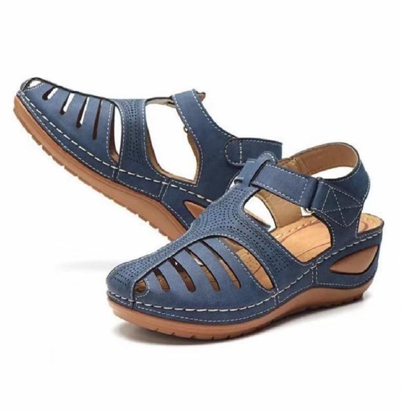 Large size cool slippers women's 20 new styles sandals round head hole sandals women