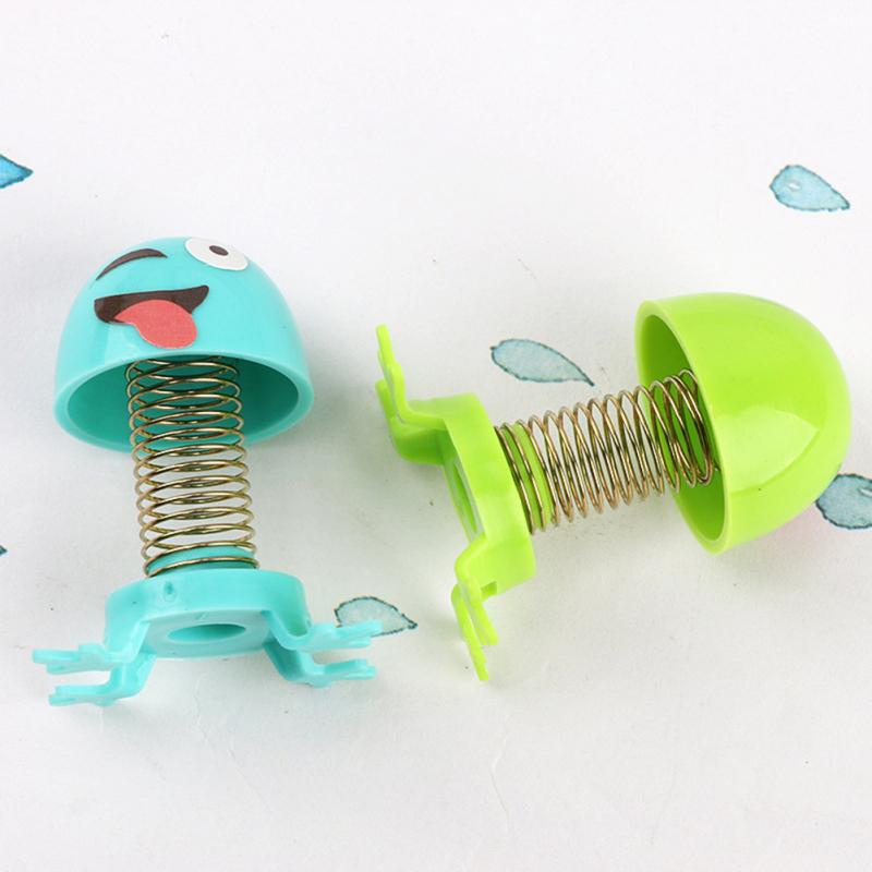 Cute Spring Doll Mini Cartoon Face Shaking Head Doll For Dashboard Desk Home Table
