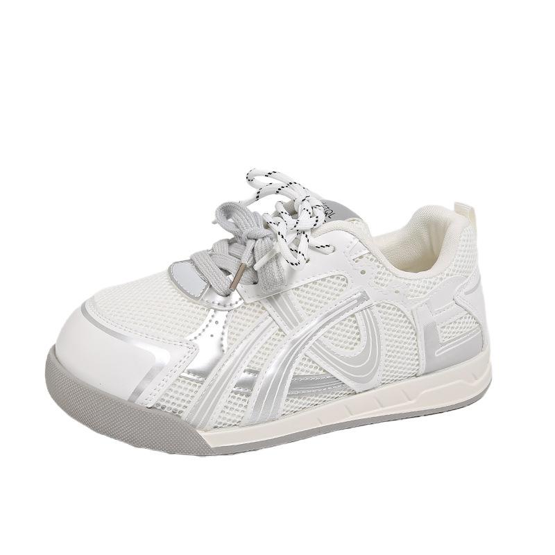 

2025 spring and summer new popular fashion versatile niche small man height commuting casual sports shoes 40