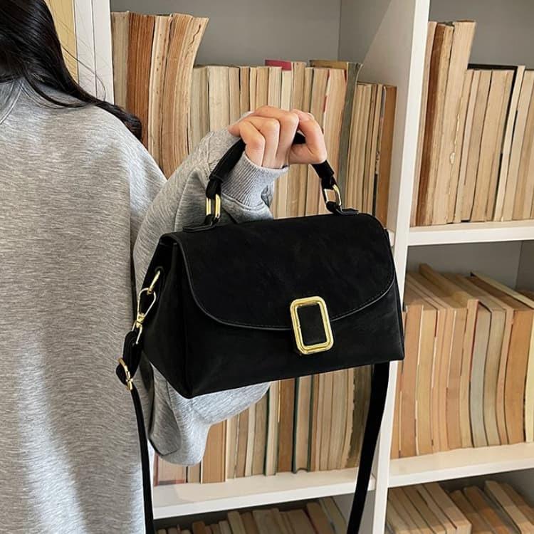 Borsa quadrata opaca da donna a spalla/sottobraccio