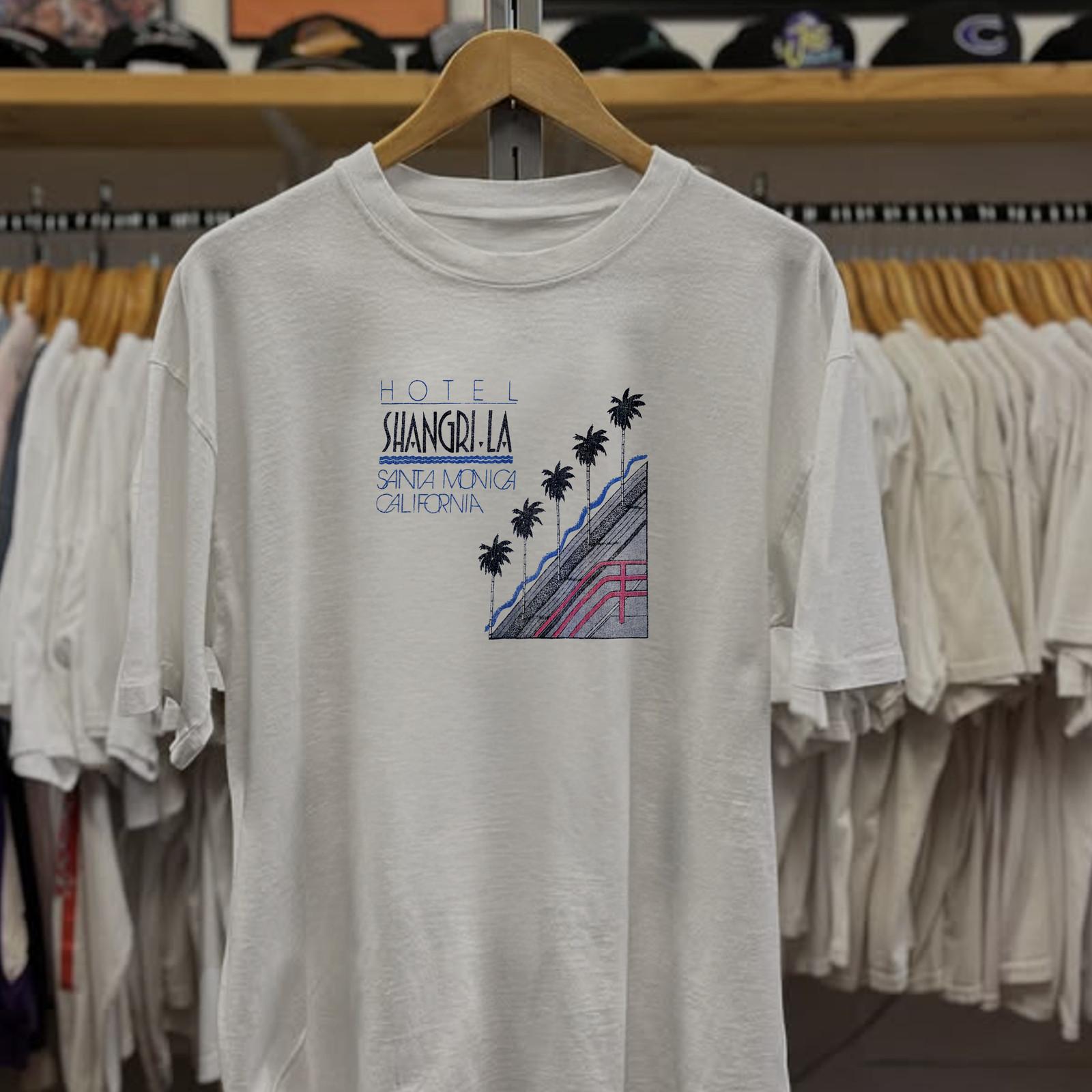 80s Hotel Shangri La Santa Monica Aged T-Shirt White XL 4XL