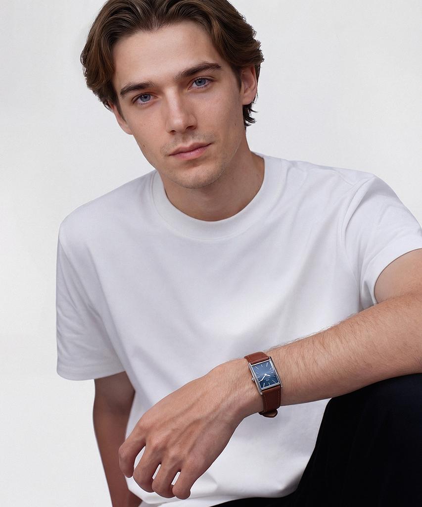 Danielwellingteon Bound Light Brown Arctic Blue Dial Vintage Brown Leather Watch