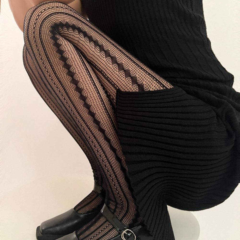 

Women Sexy Lace Fishnet Pantyhose Lolita Style Hollow Out Red Silk Stockings High Waist Striped Tights Spring Leggings Pantyhose One Size чорний