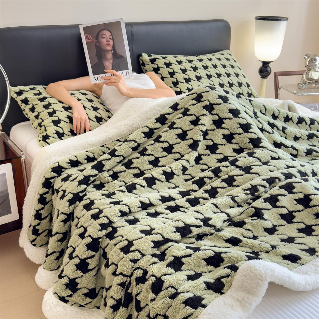 Houndstooth Pattern Fleece Blanket Set with Pillowcase Double Layer Thick Warm Artificial Wool Blankets for Bed Sofa Fall Winter