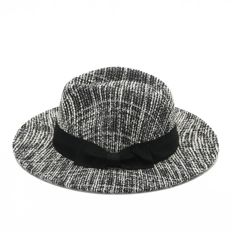 Small approval, ancient tweed top hat, black ribbon decoration, classic wide-brimmed hat, unisex