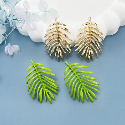 SIMJOO Ausgeschnittene Blattohrringe für Frauen Kreative Blattohrstecker