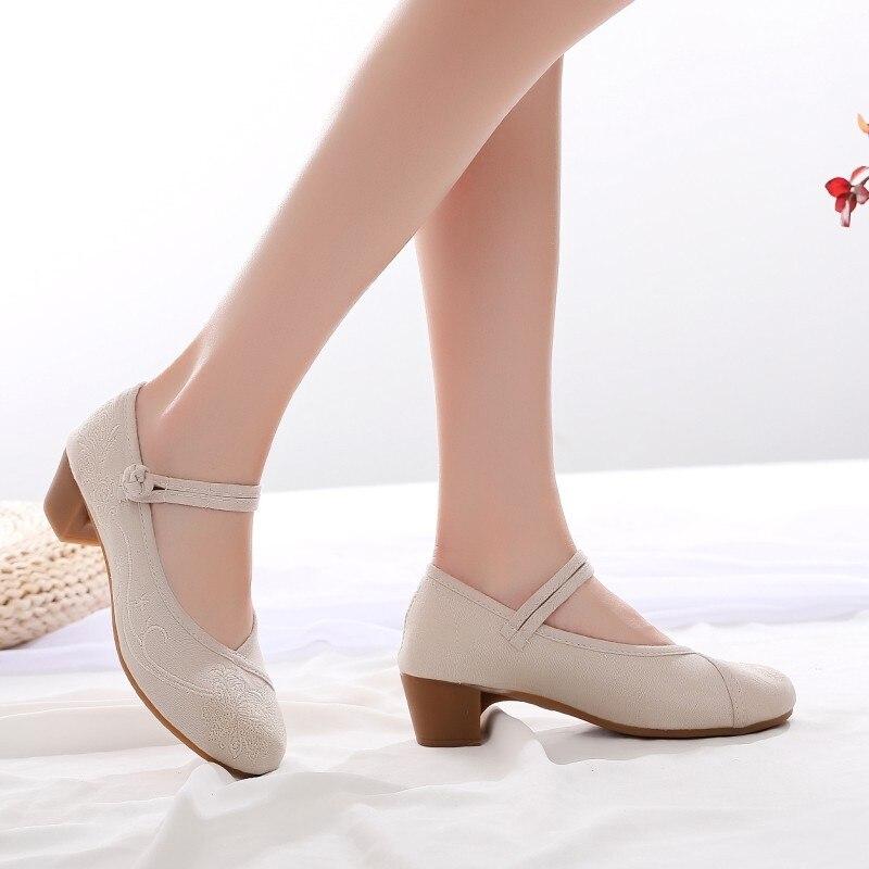 Retro Women Shoes Chinese Style High Heel Embroidered Shoes Elegant Woman Pumps Mary Jane Shoes Ladies Shoes