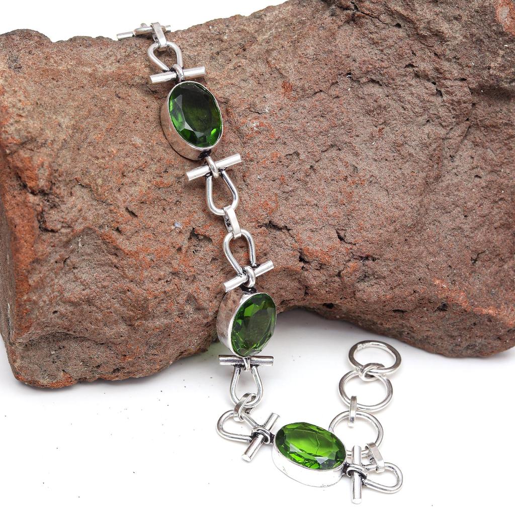 Silver Bracelet Sterling  Peridot Gemstone Quartz Quartz, 7-8" Green