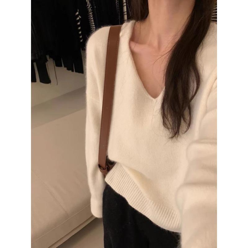 Knitted Loose Knit Sweater Pullover V-neck for Autumn and Winter for Women