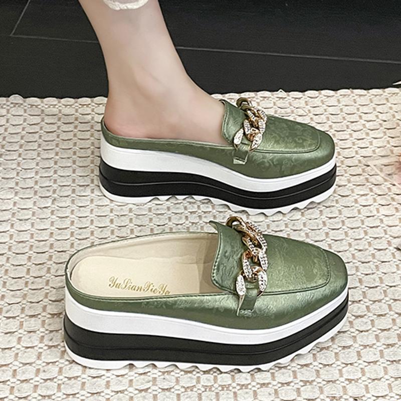 fashion Metal Chain Decor Chunky Platform Mules for Women 2024 Summer Thick Sole Wedge Slippers Woman Closed Toe Slip On Casual Slides