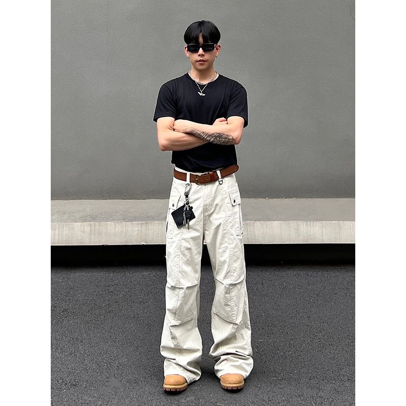 American-Style Off-White Flared Cargo Pants for Men, Straight-Leg, Loose-Fitting, Multi-Pocket, Pleated Design, Cleanfit Casual Pants