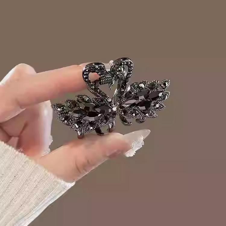 Crystal Flower Hair Claw Clip - Korean Style 2025