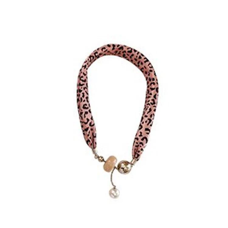 Maillard leopard print fabric flower silk scarf necklace women's new unique pull temperament scarf sweater chain
