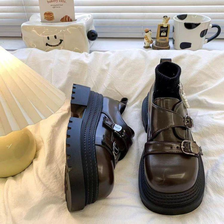 Sweet cool big head British style loafer small leather shoes women's 2025 autumn retro versatile small height increase platform single shoes