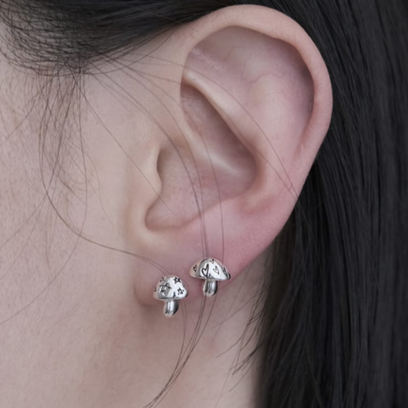 reinheart Love mushroom piercing