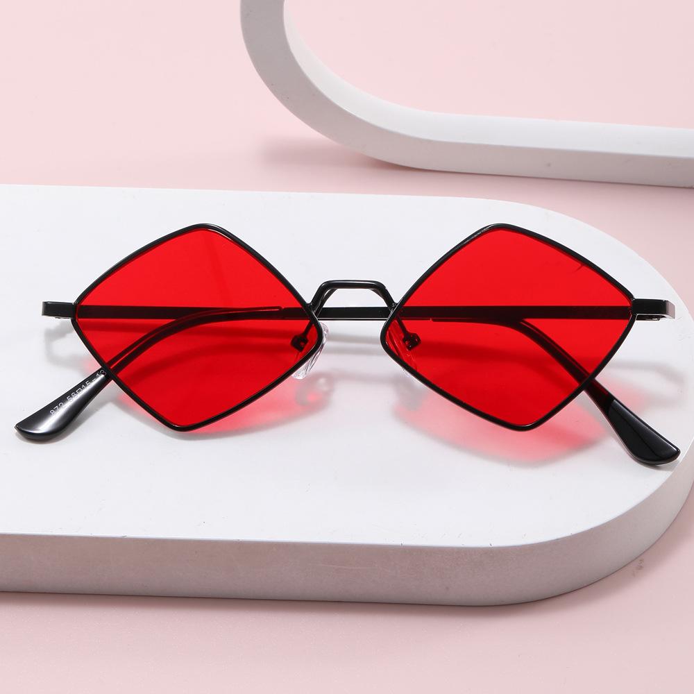 

Vintage Retro Style Men’s Sunglasses Rhombus Shape UV Protection Sun Glasses Women New Stylish Sun Glasses for Women