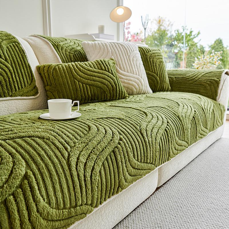 2025 New Plush Shu Cotton Velvet Sofa Cushion: Thickened, Non-Slip Cover for Autumn and Winter