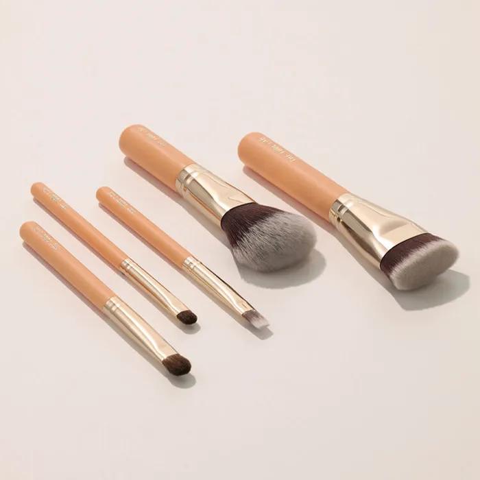 [Travel Essentials] The Tool Lab 501 Mini Brush Kit