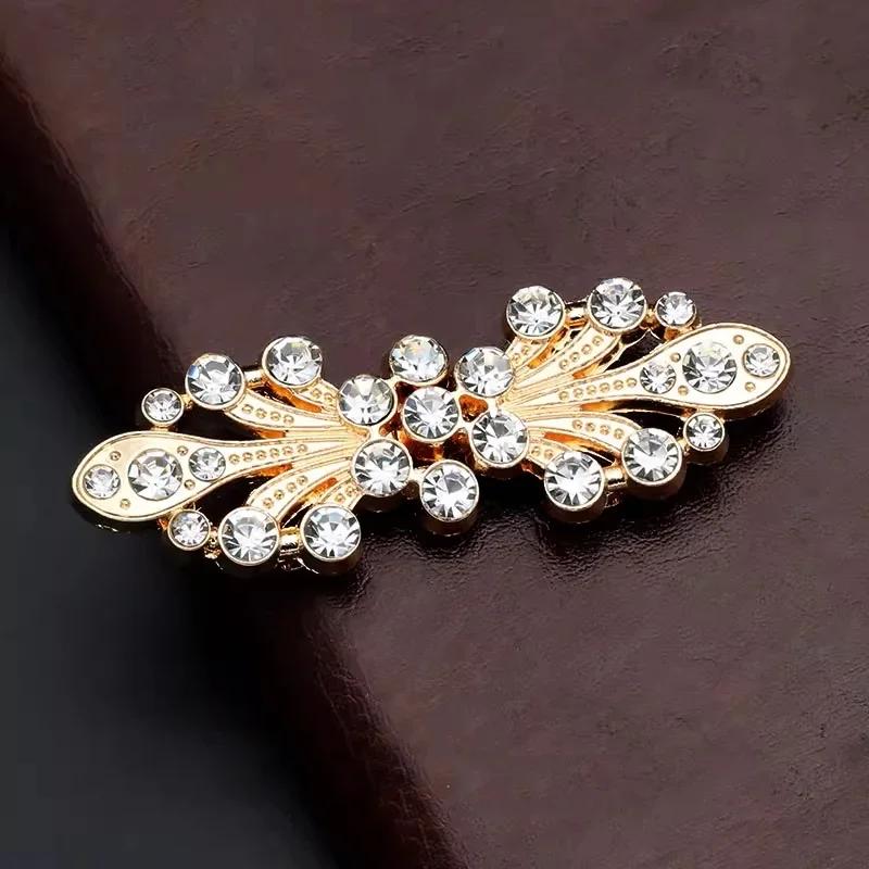 1 Pair New Collar Clips Holder Women Decor Crystal Cape Cloak Clasps Fasteners Buckle Brooch Clip