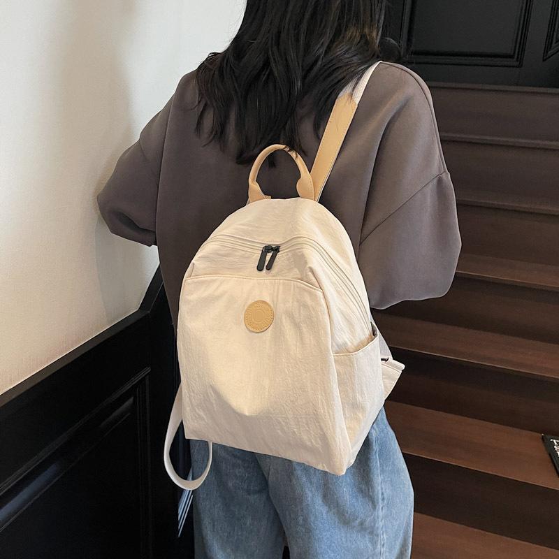 Backpack Women's Travel Light Small Backpack New Work Commuter Bag College Student Versatile School Bag