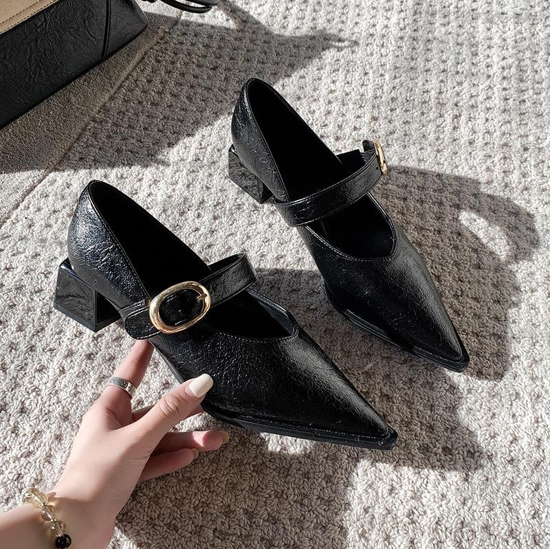 

2025 новая осенне-зимняя модная обувь на среднем каблуке с неглубоким вырезом, модные универсальные туфли Мэри Джейн на толстом каблуке 35 чёрный