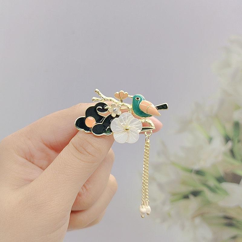 

Эмалевая цветная брошь высокого класса для женщин, брошь высокого класса с бахромой и темпераментом, ханьфу, аксессуары для чонсама, партия корсажей