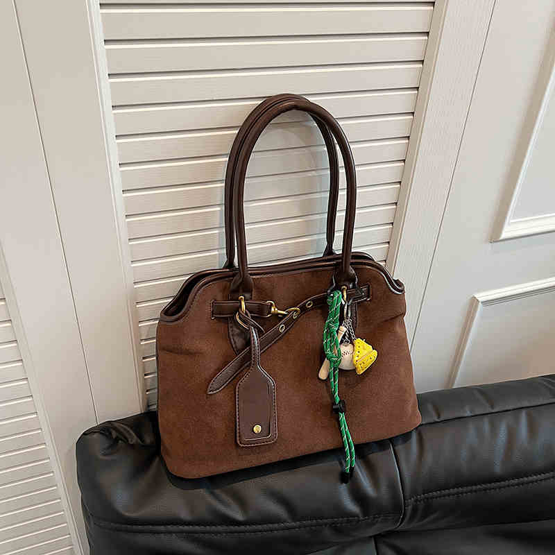 

Класичні замшеві сумки-месенджери для щоденного носіння Жіночі осінньо-зимові вінтажні місткі сумки Нова жіноча матова сумка-тоут