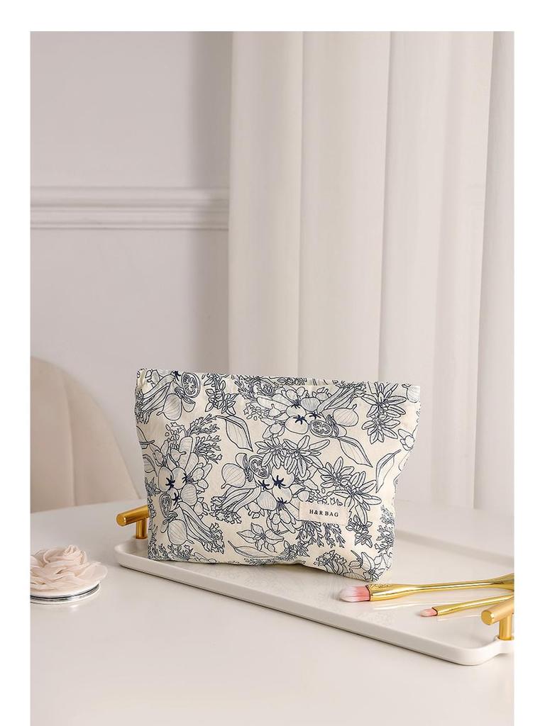 Portable Floral Canvas Cosmetic Bag for Women
