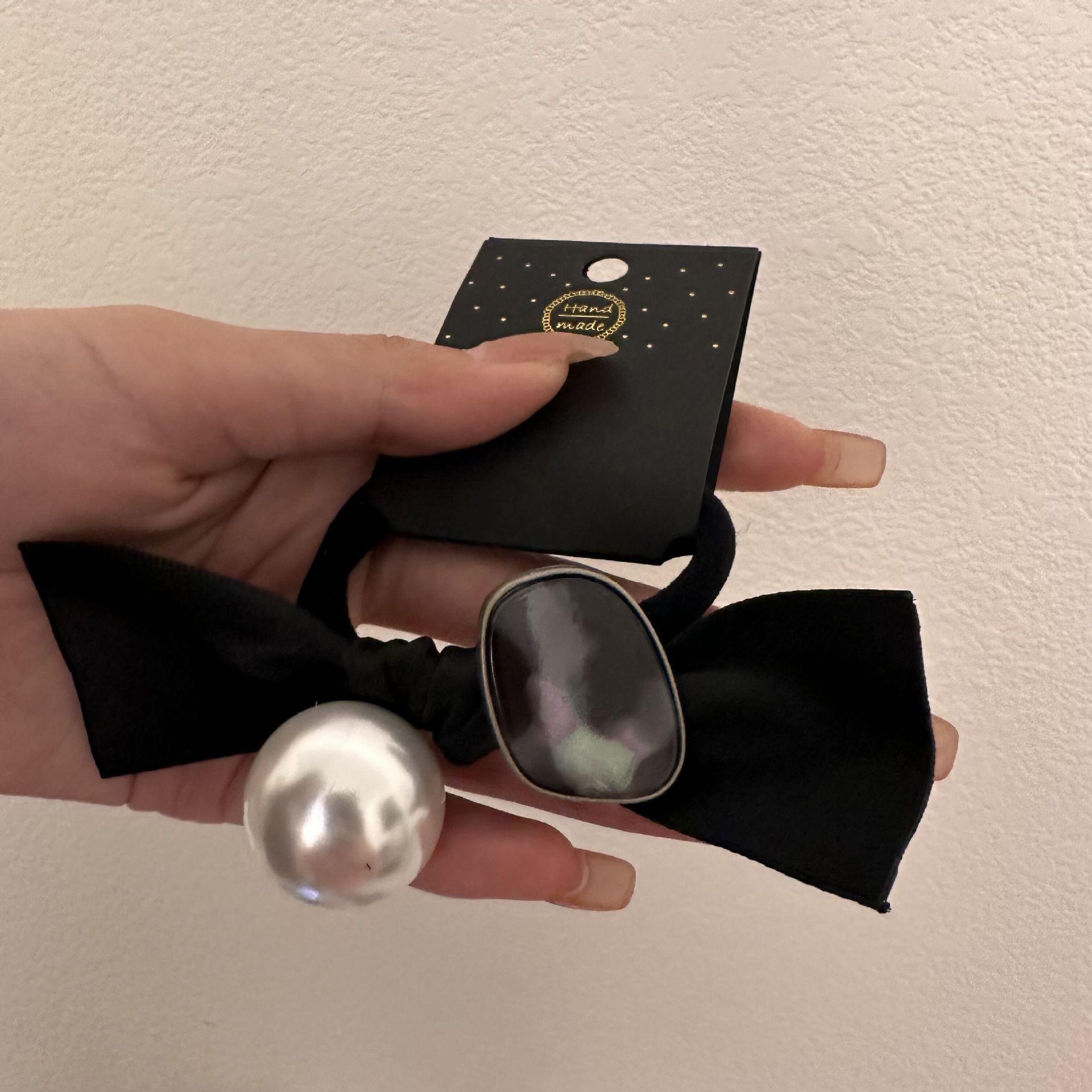 

Перлова стрічка для волосся з бантом, Гумка для волосся, Гумка, Зав язка для волосся, Висококласний стиль, Шкіряний футляр, Проста та елегантна для жінок сірий колір