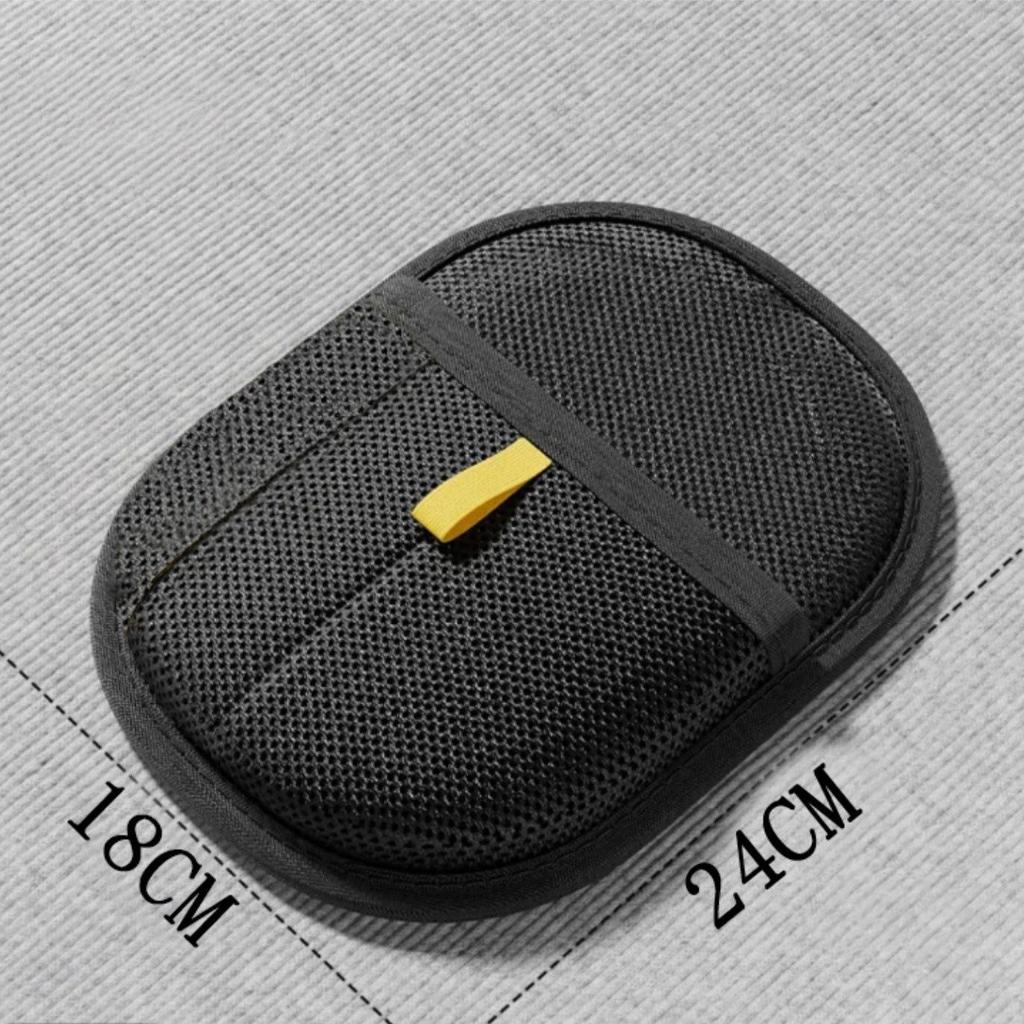 Pet Hair Removal Spray Brush & Comb for Cats and Dogs - Cleans Carpet, Bed, and Screen