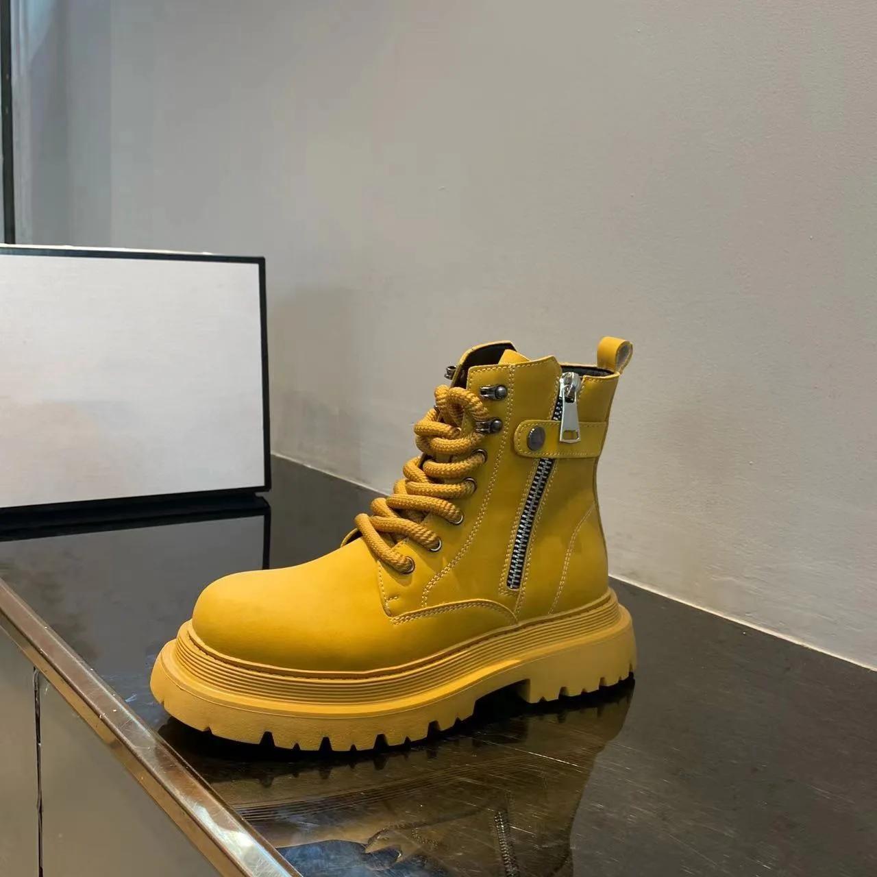 

Fashion Spring and Autumn New Luxury Men s Shoes Thick soled Tall Casual High quality Work Boots Retro Fashion Outdoor Travel Warm Boots 44 жёлтый