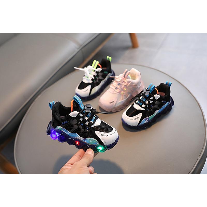 Kids Breathable Led Flashing Casual Sports Sneakers For Boys And Girls