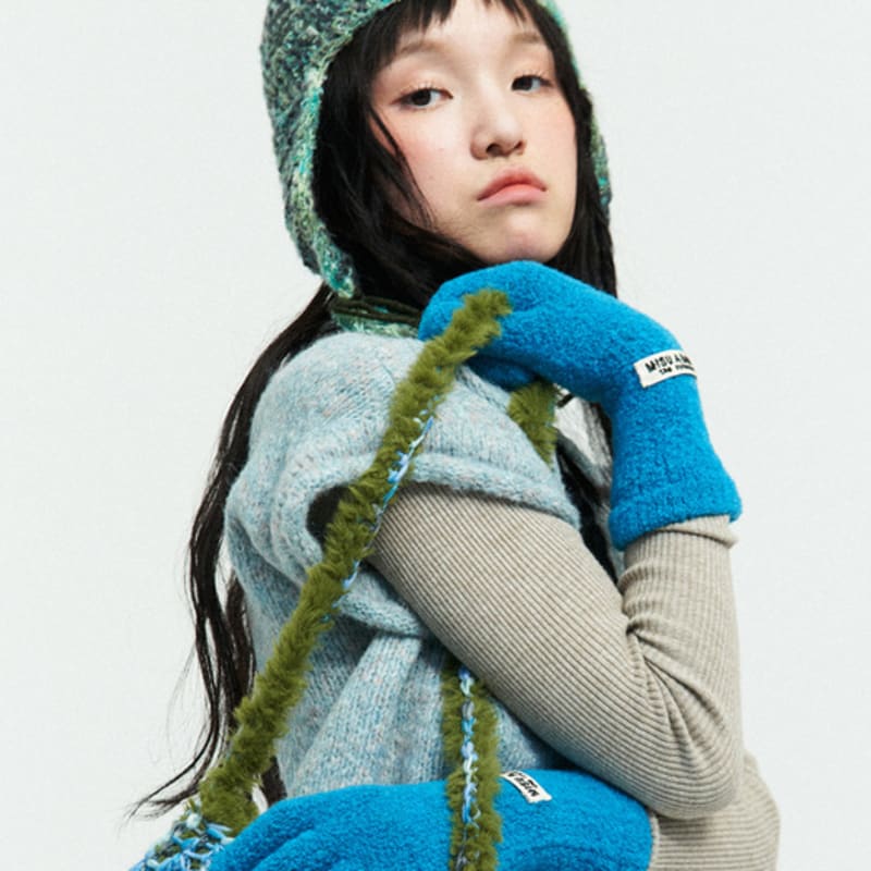 MISU A BARBE TEAL MONSTER GLOVES