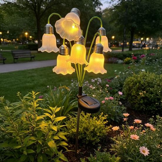Flower Shaped Garden Light Fixtures 6 Head Lily Solar Light, IP44 Waterproof of The Valley Stakes Stake Lamp for Yard Patio, Outdoor Pathway Landscape