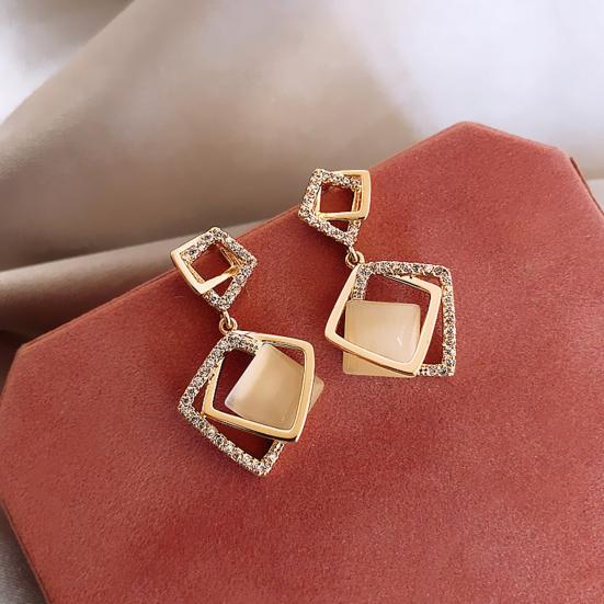 

1 пара женских серег, полые геометрические блестящие стразы, противоаллергические легкие украшения для ушей, ювелирные изделия, подвесные серьги для выпускного вечера, коктейля и вечеринки