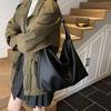 Large-capacity Retro Bag Women's Autumn and Winter Versatile 2025 New Simple Shoulder Messenger Bag Casual Commuter Tote Bag