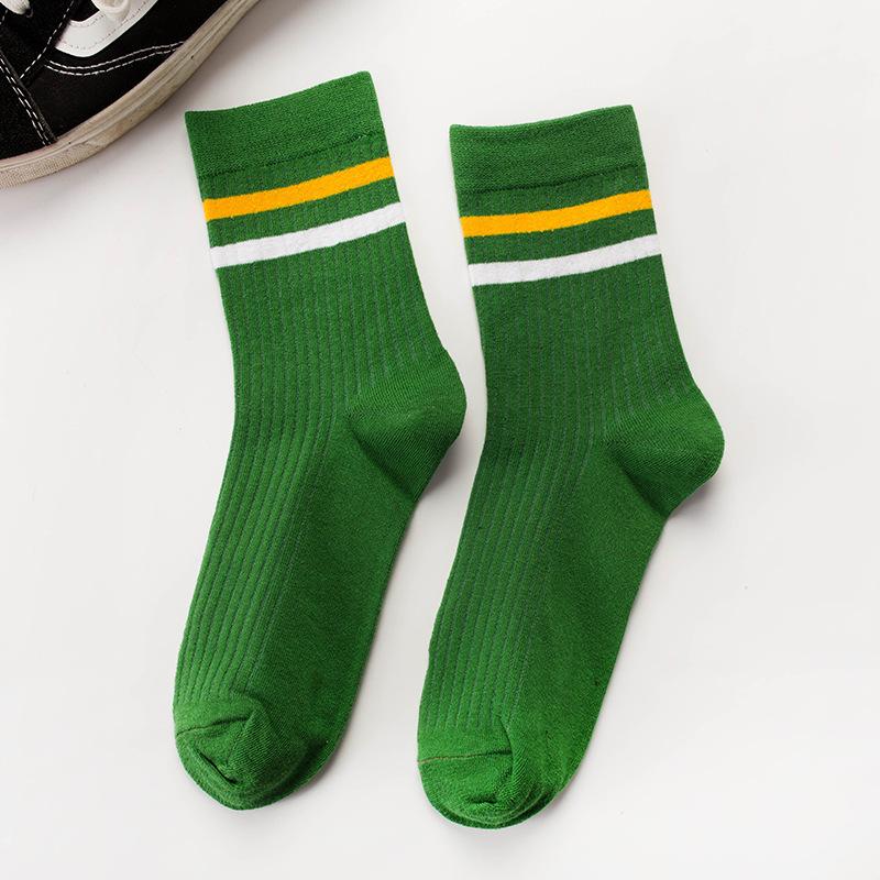 DOIAESKV Bomull Herrstrumpor Mode Nya Casual Andningsbara Aktiva Strumpor Hög Kvalitet Herr Enfärgade Långa Strumpor EU 39-44