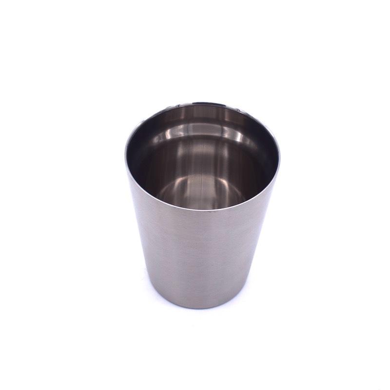 Tazza da auto sottovuoto in acciaio inossidabile colore solido semplice tazza da birra a doppio strato tazza per latte freddo multi-specifica tazza piccola